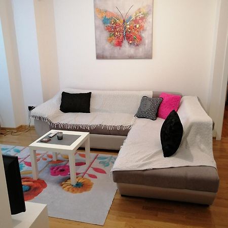 Butterfly Apartment Čačak Екстериор снимка